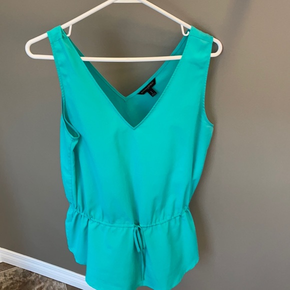 Banana Republic Peplum Style Top - Small - Picture 1 of 2